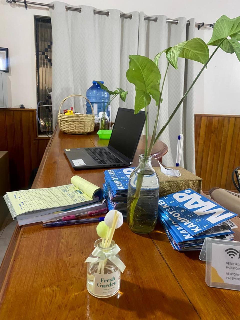 Ecran Riverfront Guesthouse كامبوت المظهر الخارجي الصورة